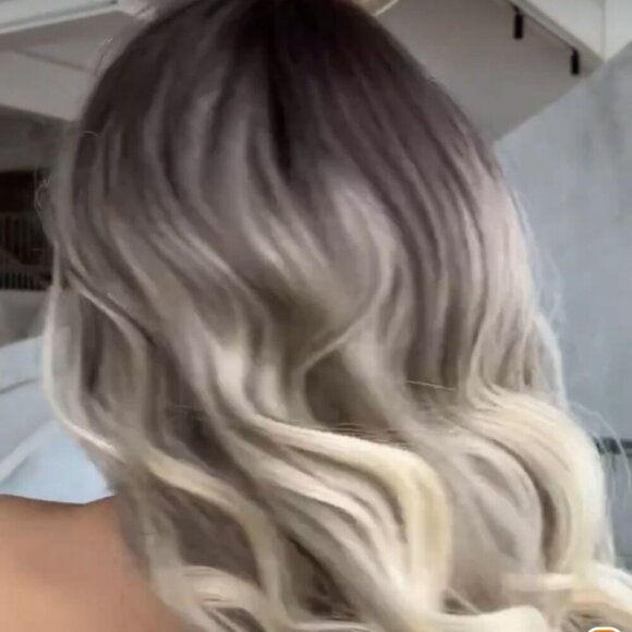 NWT 26" Ombre Blonde Long Wavy Curly Hair Wig %130 Density with Rose Net Cap - Picture 9 of 16